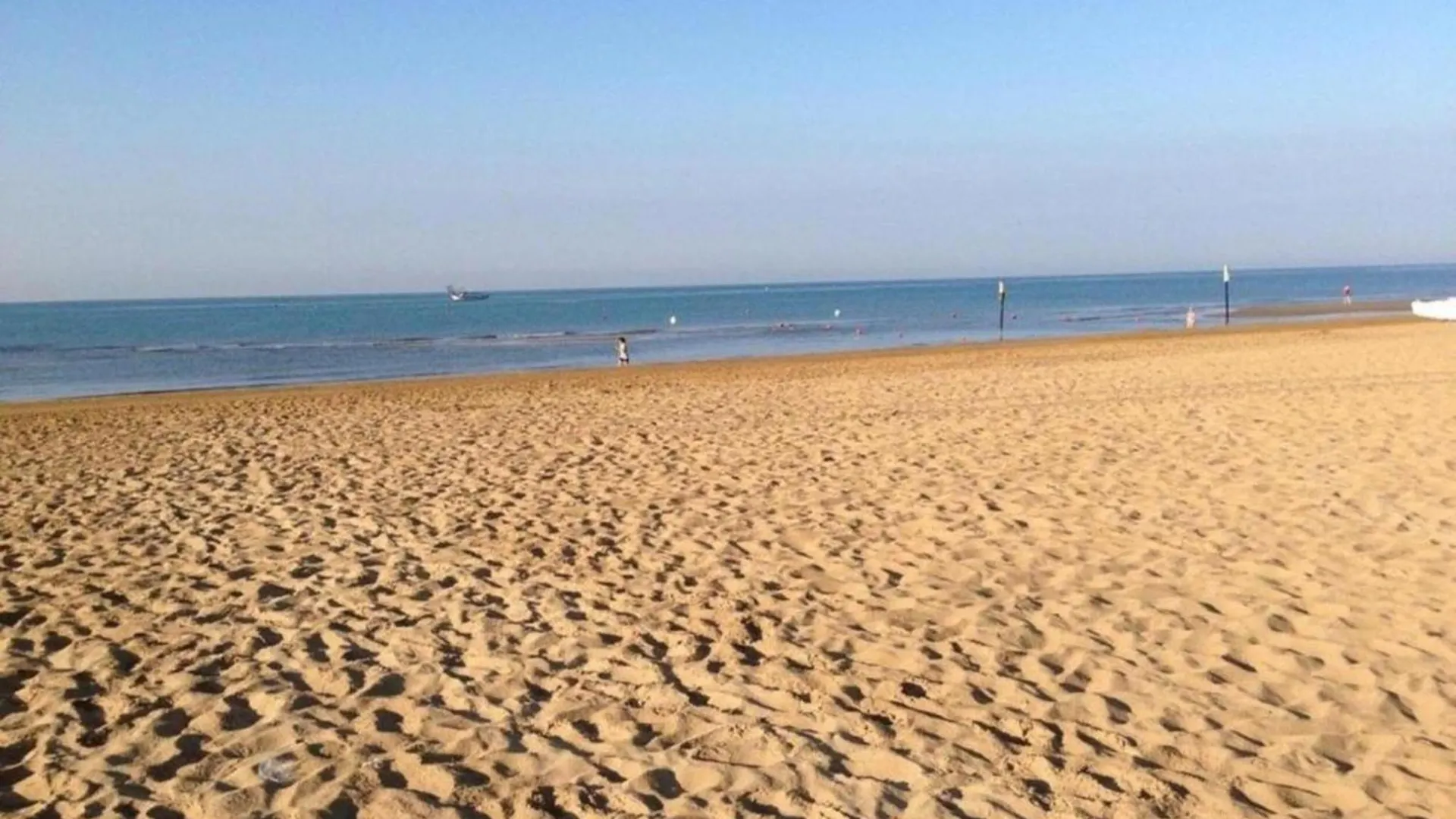 Inviting Apartment By The Beach Порто-Санта-Маргерита-ди-Каорле